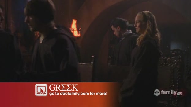 VampireDiariesWorld-dot-org-Greek-2x20IsntItBro-mantic2004.jpg