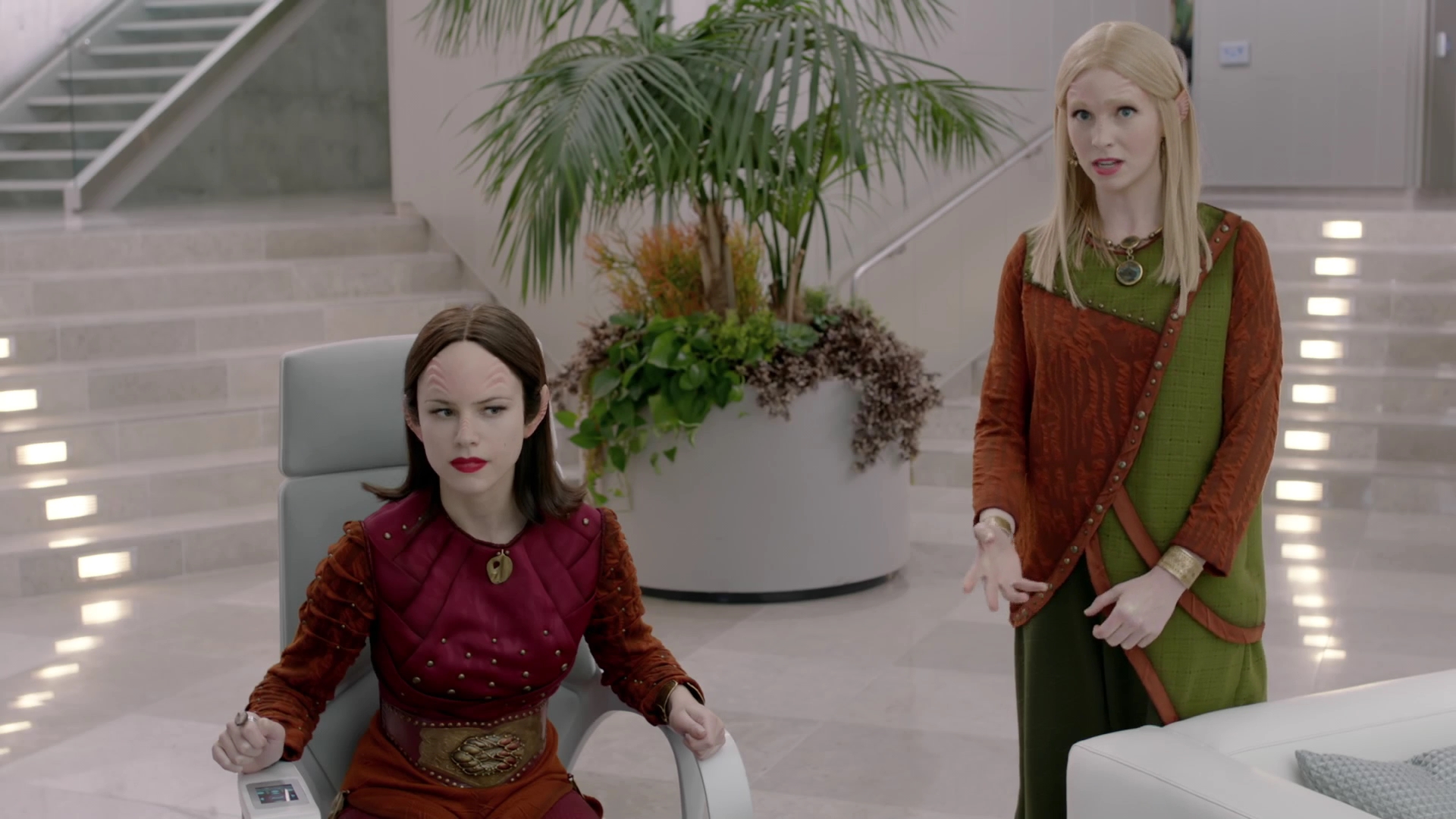 VampireDiariesWorld-dot-nl_TheOrville2x03-1164.jpg