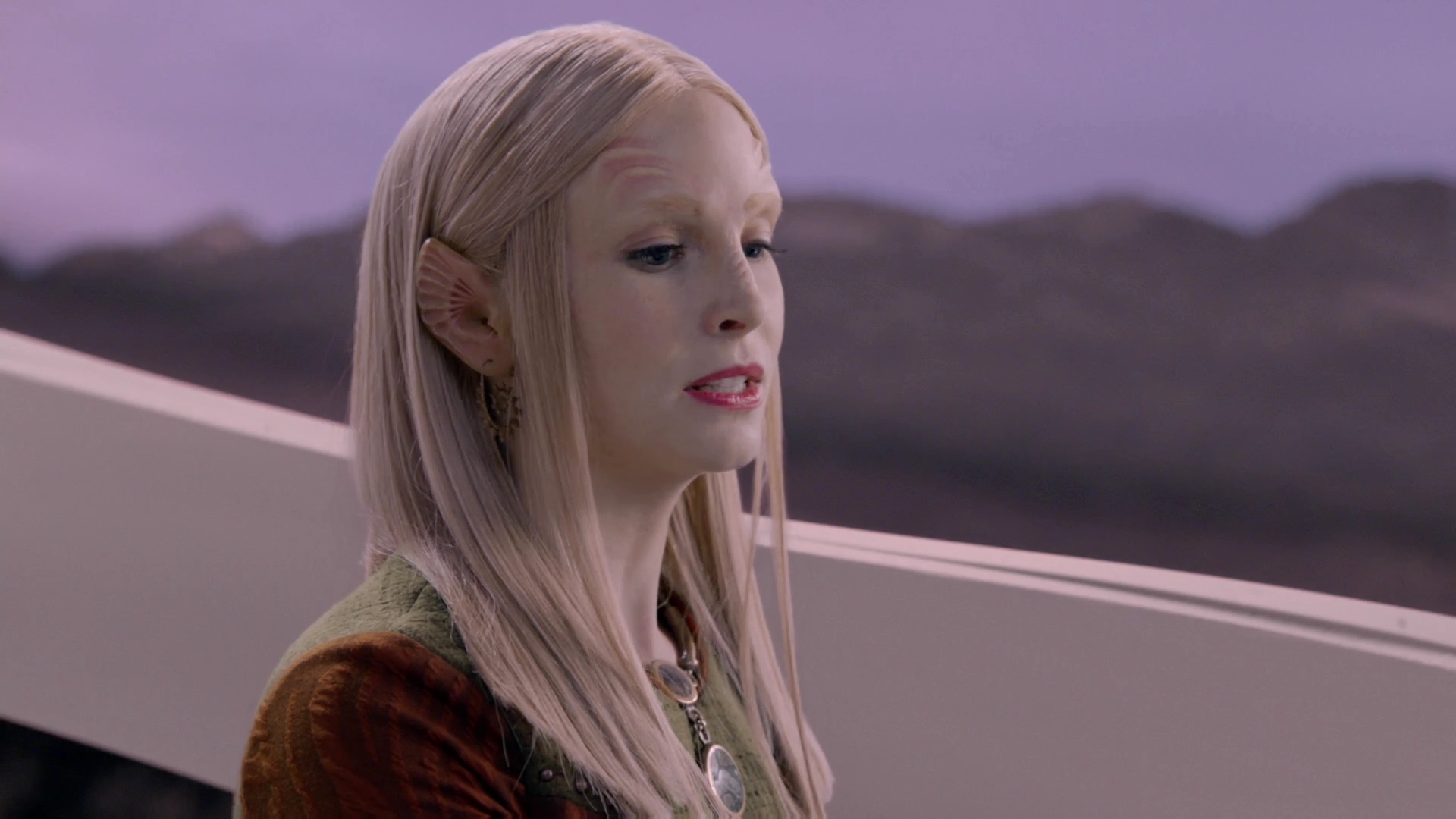 VampireDiariesWorld-dot-nl_TheOrville2x03-1361.jpg