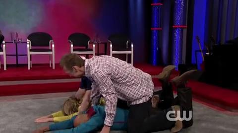 VampireDiariesWorld-dot-org_WhoseLineIsItAnyway1x03-1076.jpg