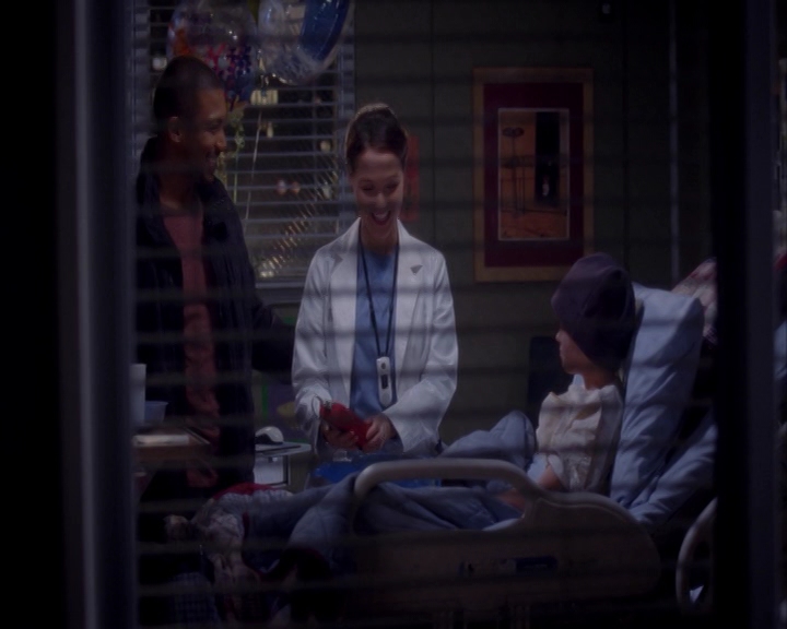 VampireDiariesWorld-dot-NL_GreysAnatomy9x18-2279.jpg