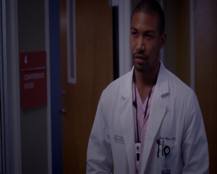 vampirediariesworld-dot-nl_GreysAnatomy9x1901774.jpg