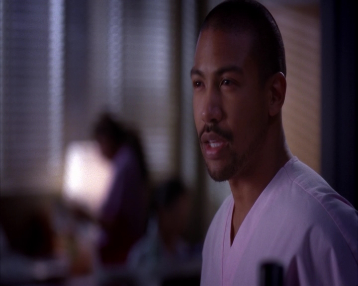 vampirediariesworld-dot-nl_GreysAnatomy9x21-01685.jpg