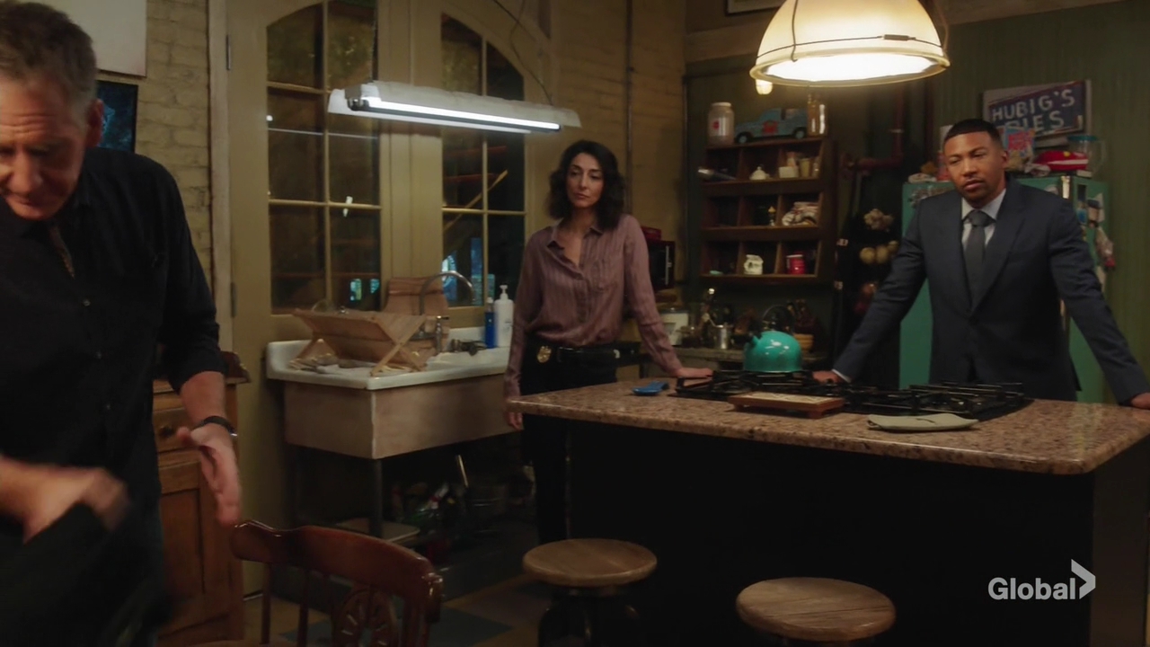 VampireDiariesWorld-dot-nl_NCISNewOrleans7x07-1404.jpg