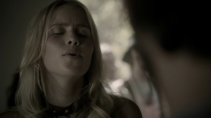 VampireDiariesWorld-dot-org_Aquarius1x03-0934.jpg