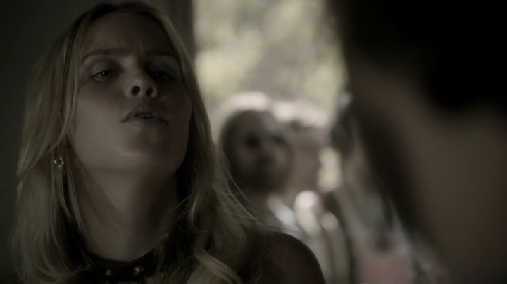 VampireDiariesWorld-dot-org_Aquarius1x03-0940.jpg