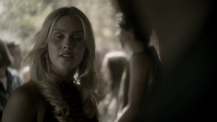 VampireDiariesWorld-dot-org_Aquarius1x03-1038.jpg