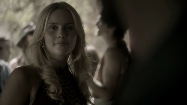 VampireDiariesWorld-dot-org_Aquarius1x03-1043.jpg