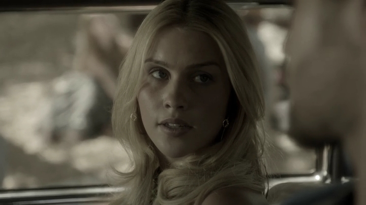 VampireDiariesWorld-dot-org_Aquarius1x03-1378.jpg