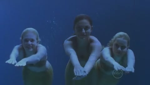 VampireDiariesWorld-dot-Org_H2OJustAddWaterS01E03-1305.jpg