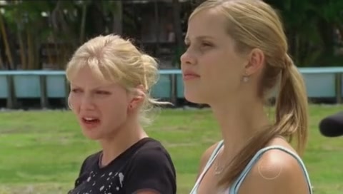 VampireDiariesWorld-dot-Org_H2OJustAddWaterS01E05-1049.jpg