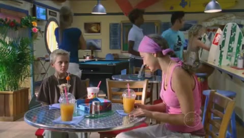 VampireDiariesWorld-dot-Org_H2OJustAddWaterS01E06-0702.jpg