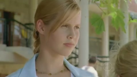 VampireDiariesWorld-dot-Org_H2OJustAddWaterS01E11-0567.jpg