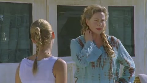VampireDiariesWorld-dot-Org_H2OJustAddWaterS01E130088.jpg