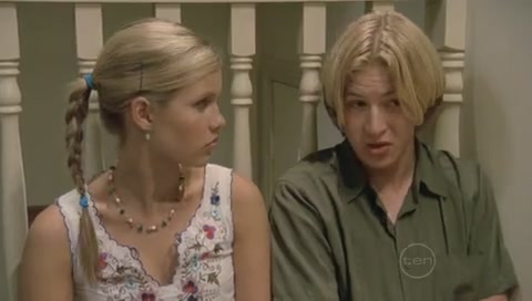 VampireDiariesWorld-dot-Org_H2OJustAddWaterS01E130261.jpg