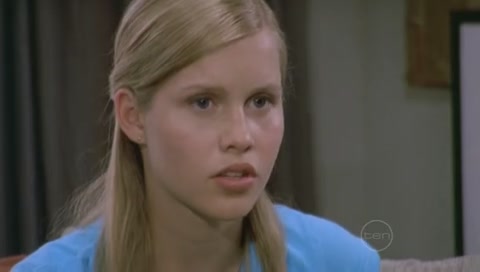 VampireDiariesWorld-dot-Org_H2OJustAddWaterS01E130518.jpg