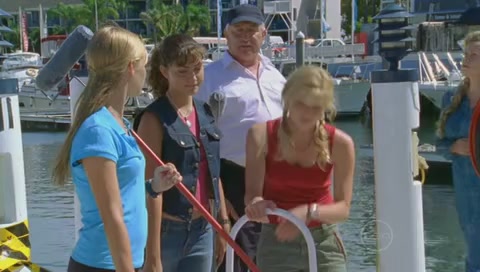 VampireDiariesWorld-dot-Org_H2OJustAddWaterS01E130554.jpg