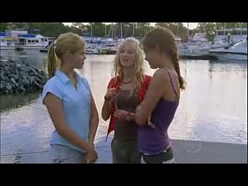 VampireDiariesWorld-dot-Org_H2OJustAddWaterS01E23-2628.jpg
