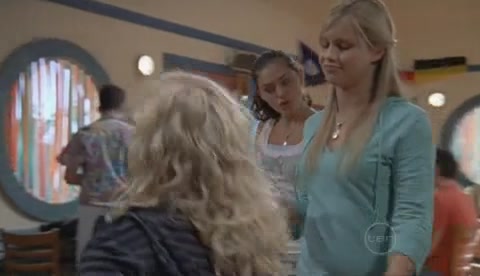 VampireDiariesWorld-dot-Org_H2OJustAddWaterS02E01-0081.jpg