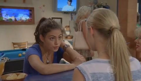 VampireDiariesWorld-dot-Org_H2OJustAddWaterS02E01-0836.jpg