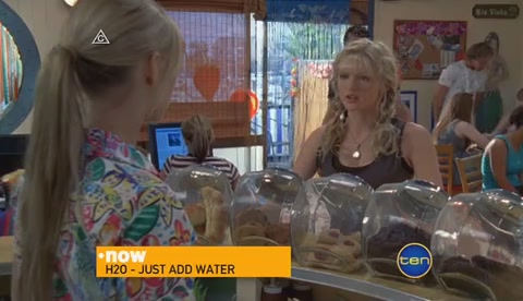 VampireDiariesWorld-dot-Org_H2OJustAddWaterS02E03-0506.jpg