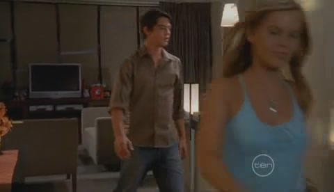 VampireDiariesWorld-dot-Org_H2OJustAddWaterS2E17-0885.jpg