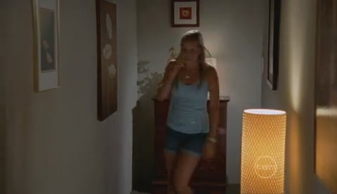 VampireDiariesWorld-dot-Org_H2OJustAddWaterS2E17-0930.jpg