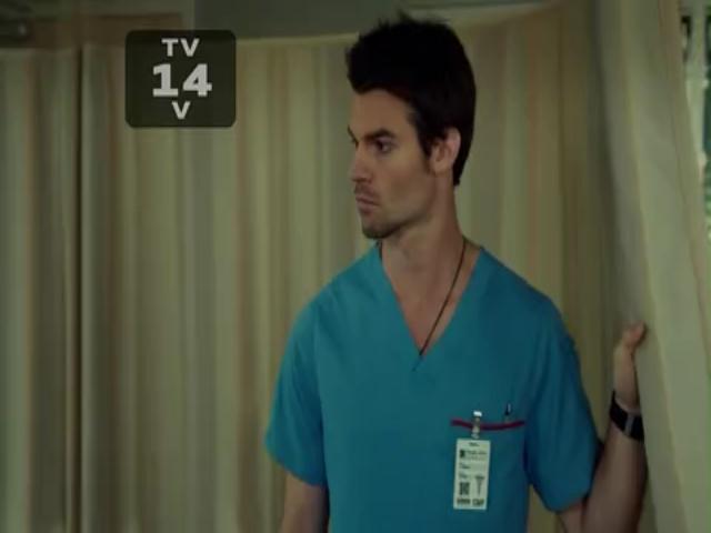 VampireDiariesWorld-dot-org_SavingHopeS01E06-1318.jpg