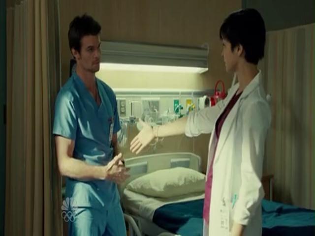 VampireDiariesWorld-dot-org_SavingHopeS01E06-1389.jpg