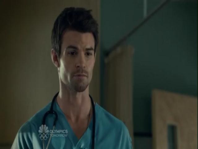 VampireDiariesWorld-dot-org_SavingHopeS01E08-1453.jpg