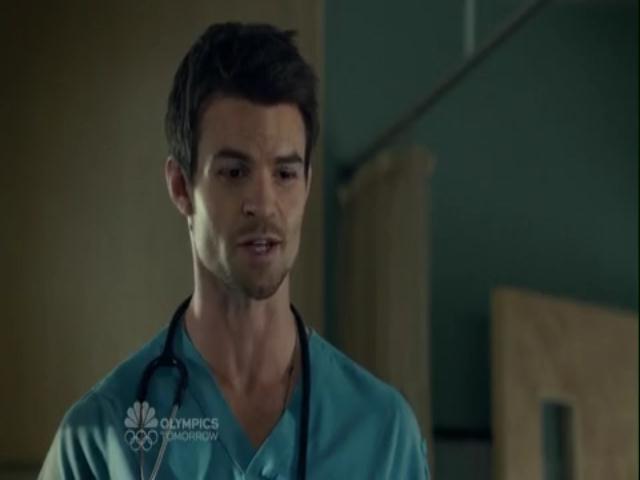 VampireDiariesWorld-dot-org_SavingHopeS01E08-1456.jpg