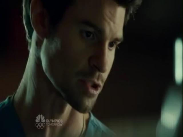 VampireDiariesWorld-dot-org_SavingHopeS01E08-1745.jpg