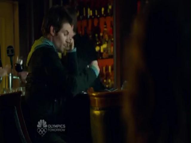 VampireDiariesWorld-dot-org_SavingHopeS01E08-2055.jpg