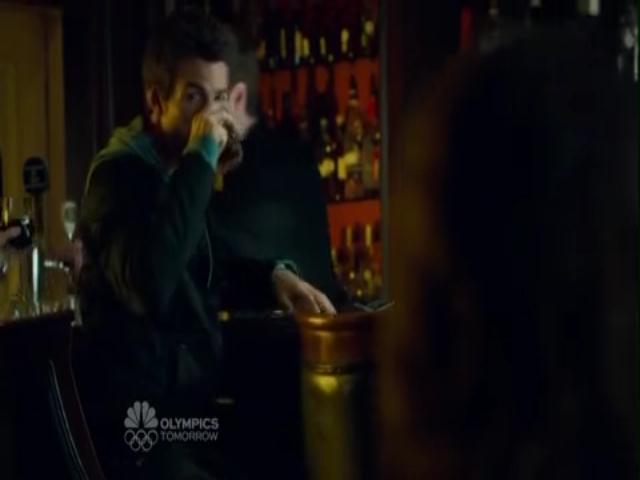 VampireDiariesWorld-dot-org_SavingHopeS01E08-2056.jpg