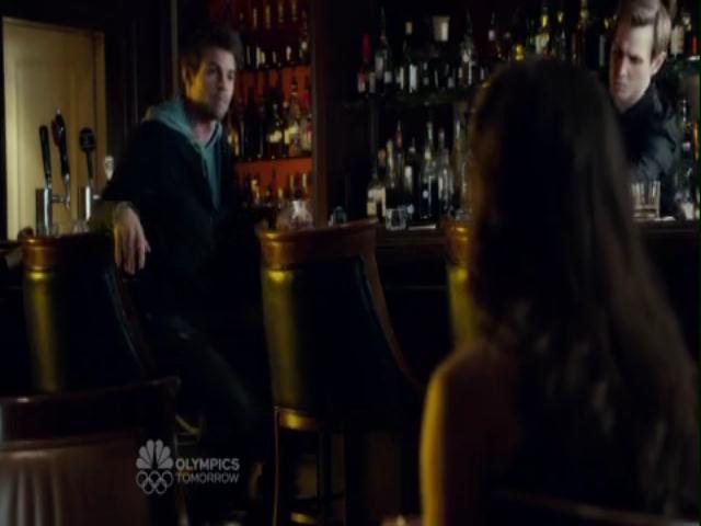 VampireDiariesWorld-dot-org_SavingHopeS01E08-2064.jpg