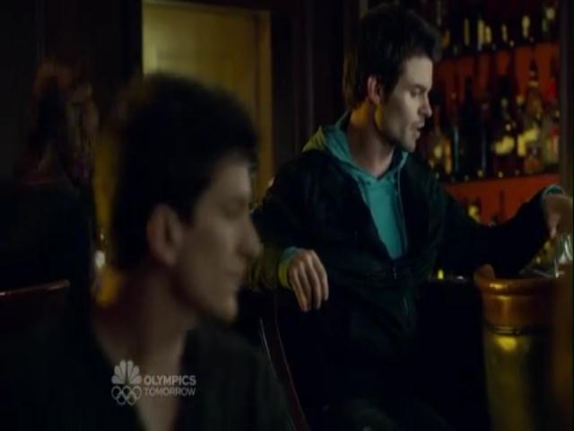 VampireDiariesWorld-dot-org_SavingHopeS01E08-2088.jpg