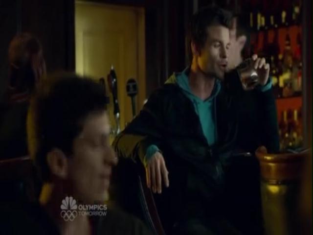 VampireDiariesWorld-dot-org_SavingHopeS01E08-2093.jpg