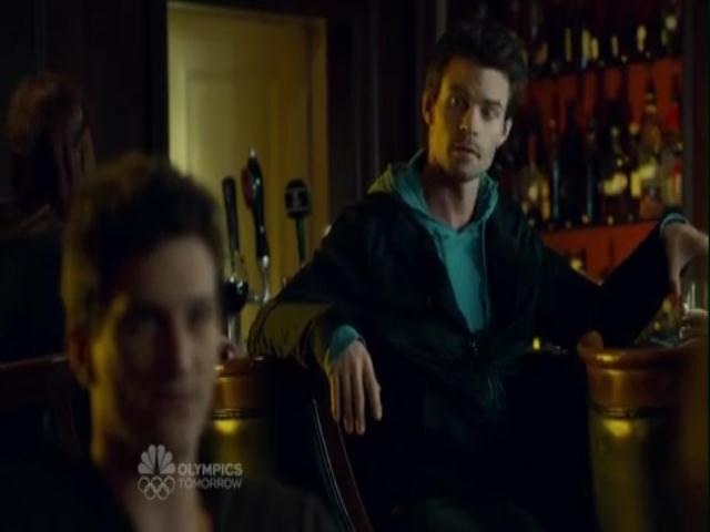 VampireDiariesWorld-dot-org_SavingHopeS01E08-2098.jpg