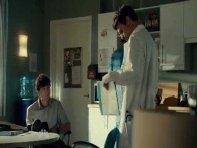 VampireDiariesWorld-dot-org_SavingHopeS01E09-1670.jpg