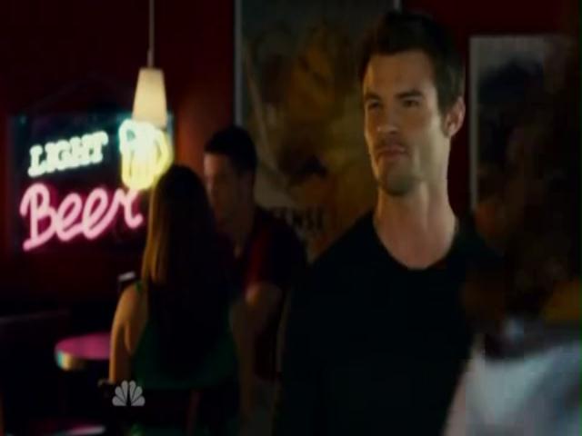 VampireDiariesWorld-dot-org_SavingHopeS01E10-1845.jpg