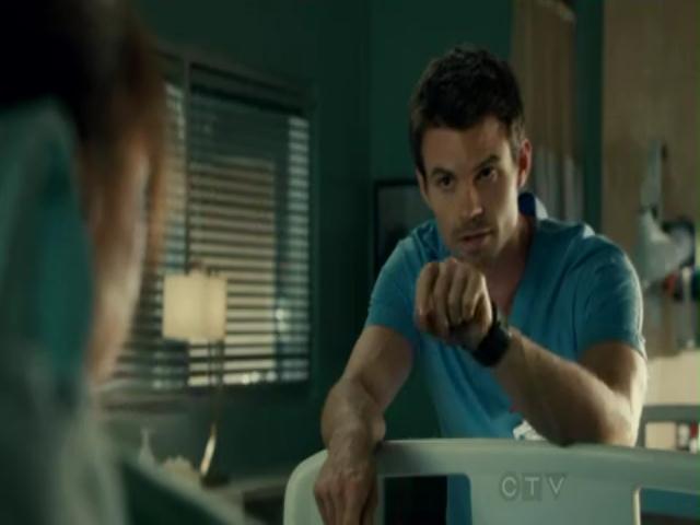 VampireDiariesWorld-dot-org_SavingHopeS01E12-0670.jpg