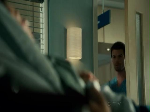 VampireDiariesWorld-dot-org_SavingHopeS01E12-1837.jpg