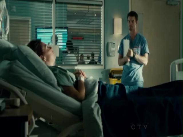 VampireDiariesWorld-dot-org_SavingHopeS01E12-1847.jpg