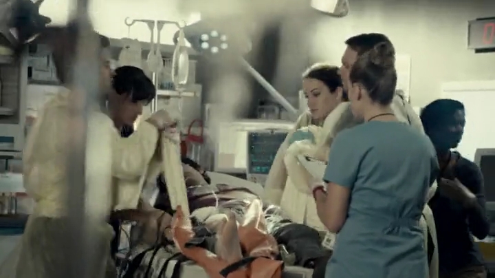 VampireDiariesWorld-dot-org_SavingHope2x01-0248.jpg