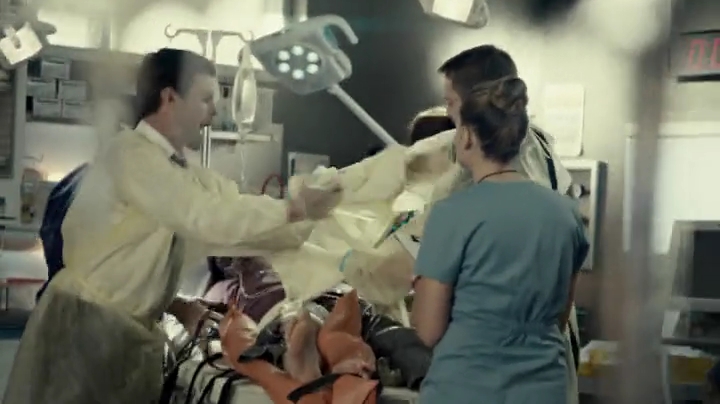 VampireDiariesWorld-dot-org_SavingHope2x01-0249.jpg