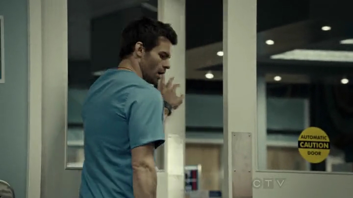 VampireDiariesWorld-dot-org_SavingHope2x01-0837.jpg