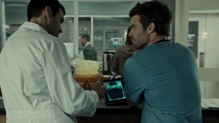 VampireDiariesWorld-dot-org_SavingHope2x01-1151.jpg