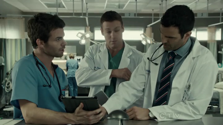 VampireDiariesWorld-dot-org_SavingHope2x01-1183.jpg