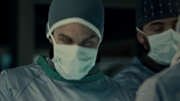 VampireDiariesWorld-dot-org_SavingHope2x01-1973.jpg