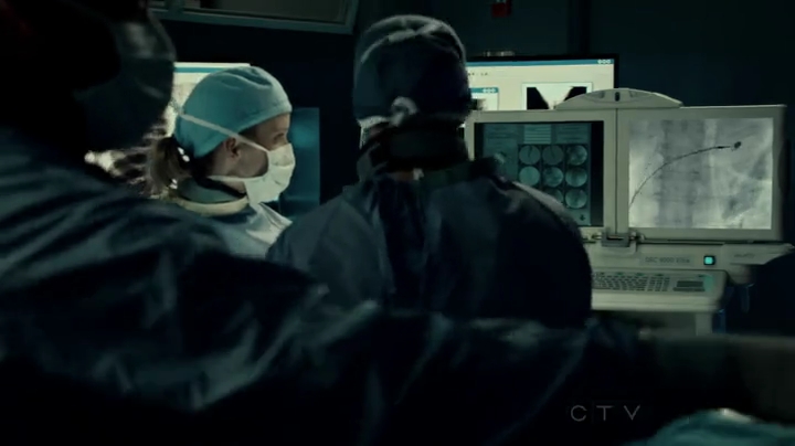 VampireDiariesWorld-dot-org_SavingHope2x01-1978.jpg